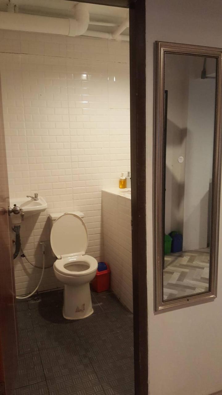 מלון בנגקוק Js Mansion מראה חיצוני תמונה
